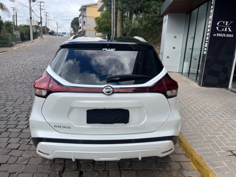 KICKS 1.6 EXCLUSIVE 16V FLEX 4P AUTOMÁTICO - 2022 - VERANóPOLIS