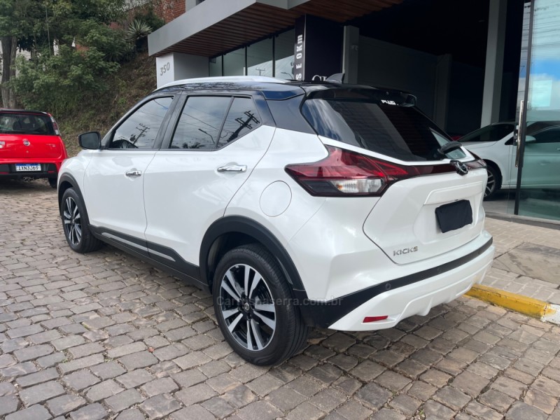 KICKS 1.6 EXCLUSIVE 16V FLEX 4P AUTOMÁTICO - 2022 - VERANóPOLIS