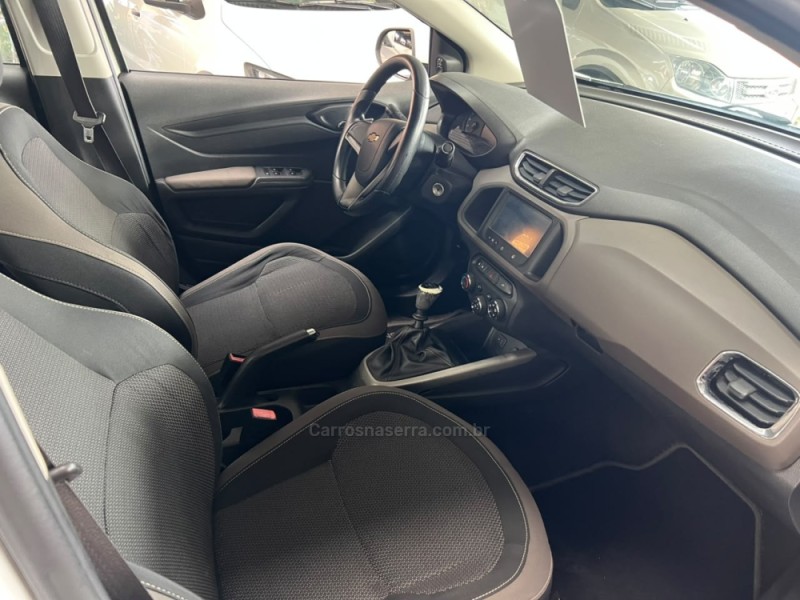 PRISMA 1.4 MPFI LTZ 8V FLEX 4P MANUAL - 2015 - GARIBALDI