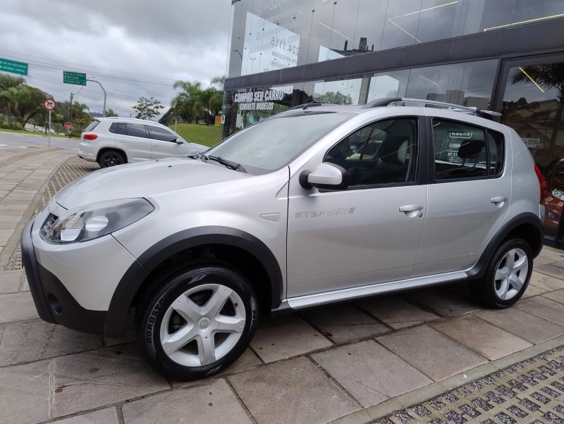 sandero 1.6 stepway 16v flex 4p manual 2010 caxias do sul
