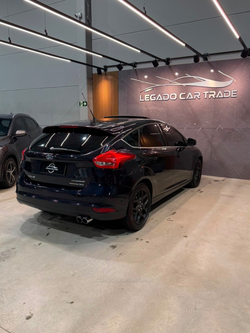 FOCUS 2.0 TITANIUM PLUS 16V FLEX 4P AUTOMÁTICO - 2016 - CAXIAS DO SUL