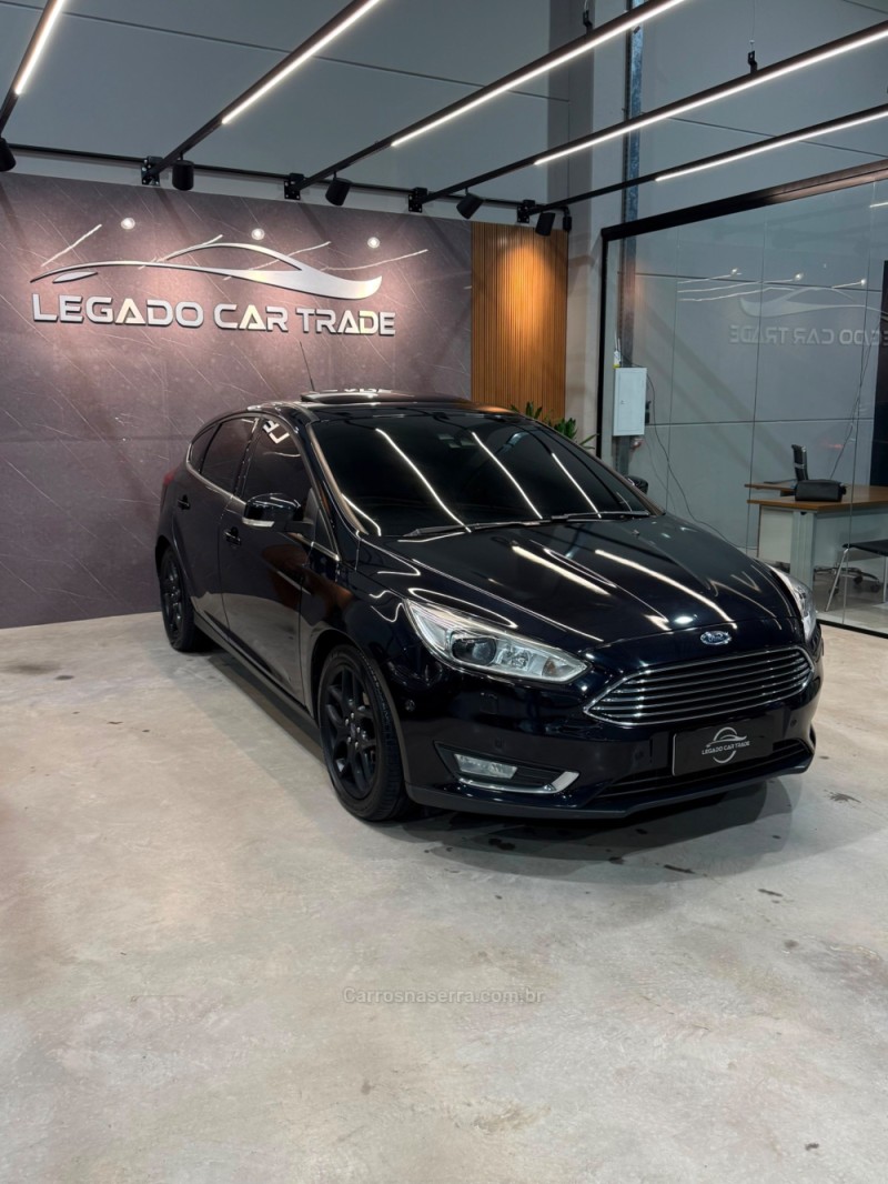 FOCUS 2.0 TITANIUM PLUS 16V FLEX 4P AUTOMÁTICO - 2016 - CAXIAS DO SUL