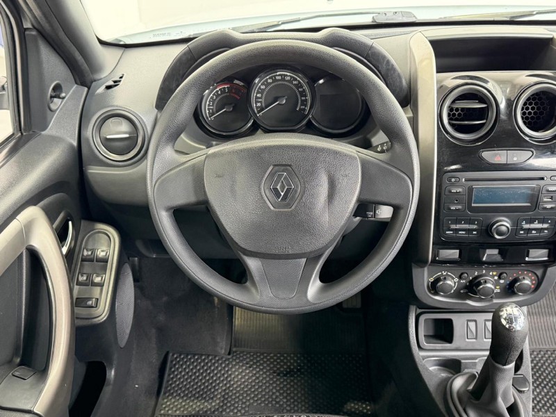 DUSTER 1.6 EXPRESSION 4X2 16V FLEX 4P MANUAL - 2016 - CAXIAS DO SUL