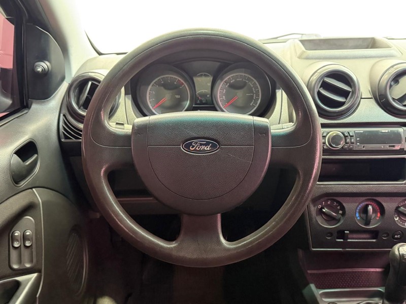 FIESTA 1.0 MPI CLASS 8V FLEX 4P MANUAL - 2011 - CAXIAS DO SUL