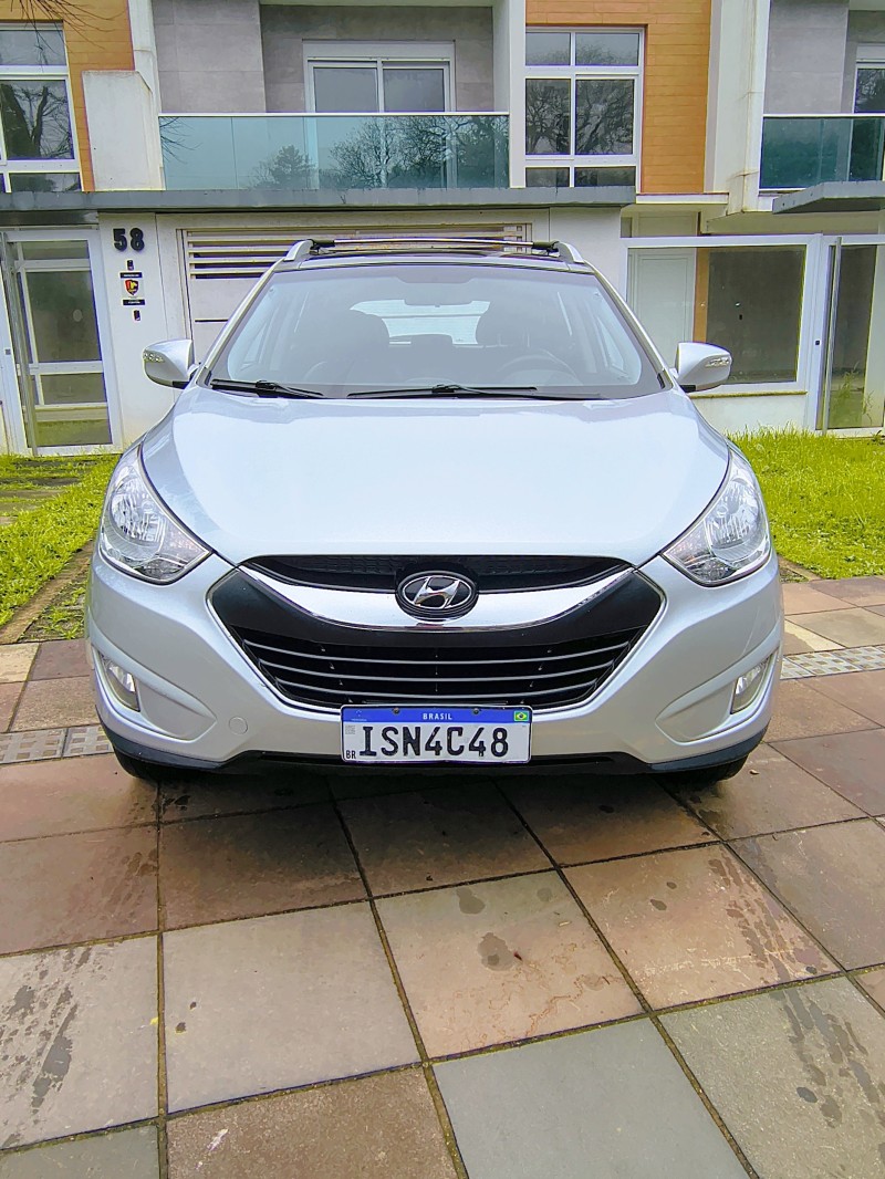 IX35 2.0 MPFI GLS 4X2 16V GASOLINA 4P AUTOMÁTICO - 2012 - FARROUPILHA