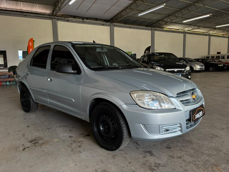 PRISMA 1.4 MPFI MAXX 8V FLEX 4P MANUAL - 2007 - BOM PRINCíPIO