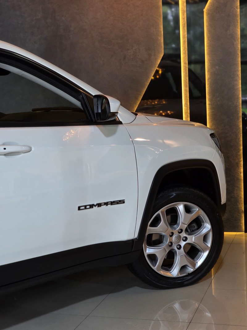 COMPASS 2.0 16V DIESEL LONGITUDE 4X4 AUTOMÁTICO - 2021 - CAXIAS DO SUL