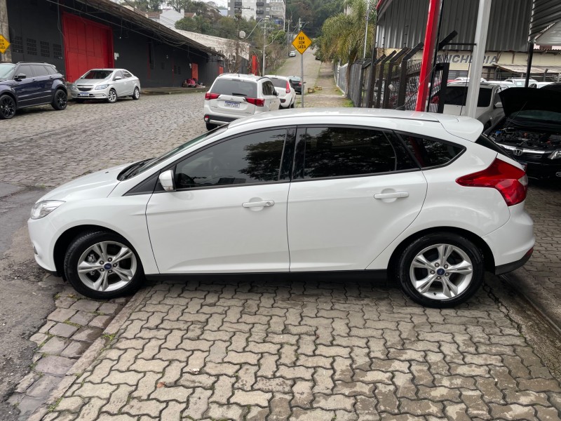 FOCUS 1.6 S HATCH 16V FLEX 4P AUTOMÁTICO - 2015 - CAXIAS DO SUL