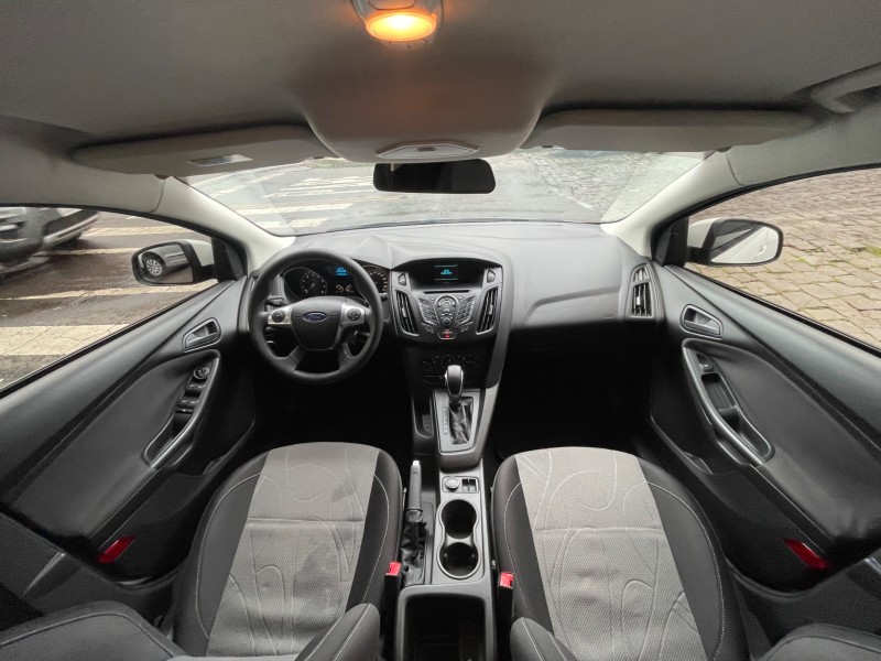 FOCUS 1.6 S HATCH 16V FLEX 4P AUTOMÁTICO - 2015 - CAXIAS DO SUL