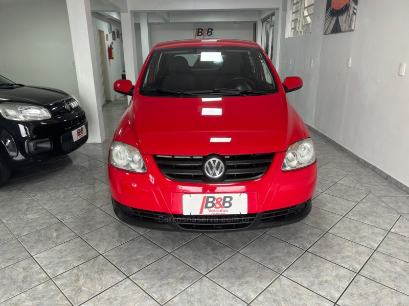 FOX 1.0 MI TREND 8V FLEX 4P MANUAL - 2010 - NOVA PRATA
