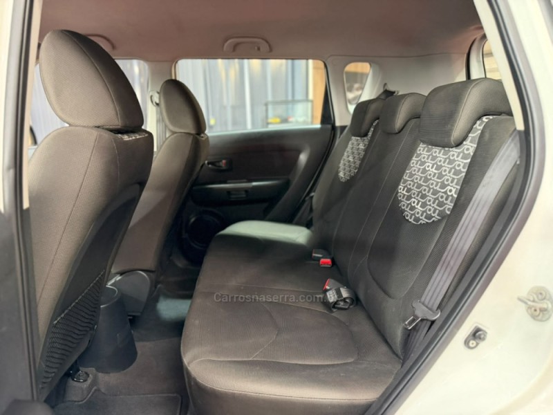 SOUL 1.6 EX 16V GASOLINA 4P MANUAL - 2010 - VACARIA
