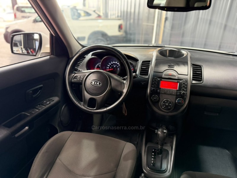 SOUL 1.6 EX 16V GASOLINA 4P MANUAL - 2010 - VACARIA