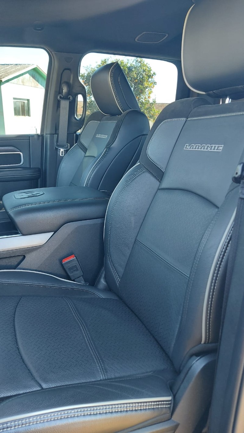 RAM 6.7 2500 LARAMIE 4X4 CD I6 TURBO DIESEL 4P AUTOMÁTICO - 2024 - FARROUPILHA