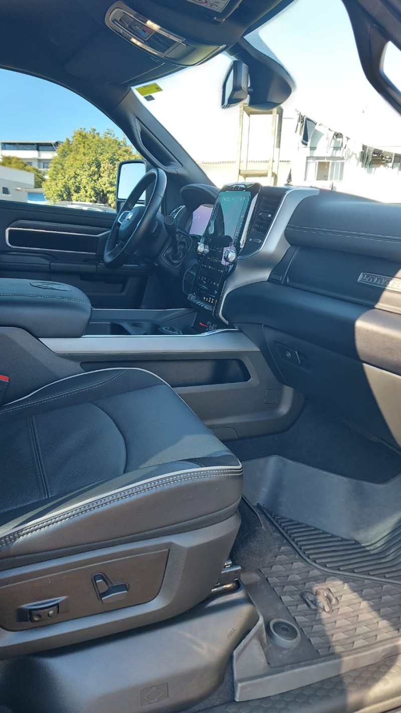 RAM 6.7 2500 LARAMIE 4X4 CD I6 TURBO DIESEL 4P AUTOMÁTICO - 2024 - FARROUPILHA