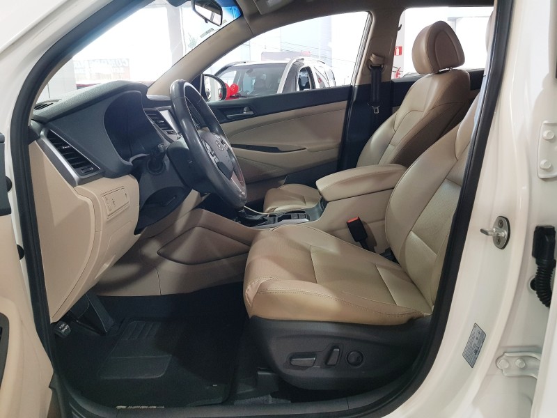 TUCSON 1.6 16V T-GDI GASOLINA GL ECOSHIFT - 2017 - CAXIAS DO SUL