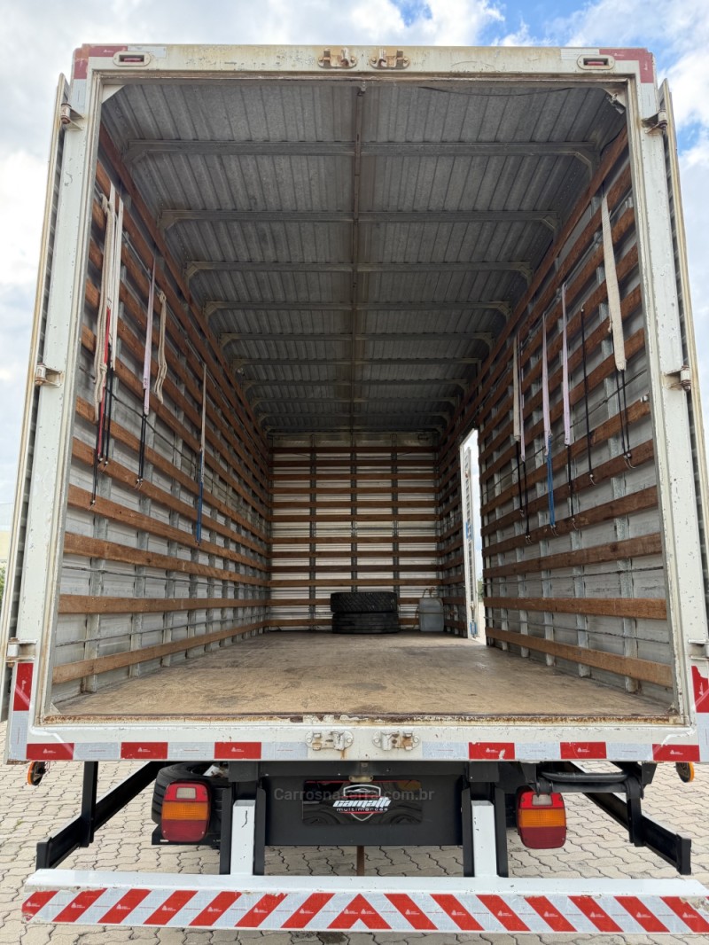 CARGO 1119 TURBO - 2015 - IPê
