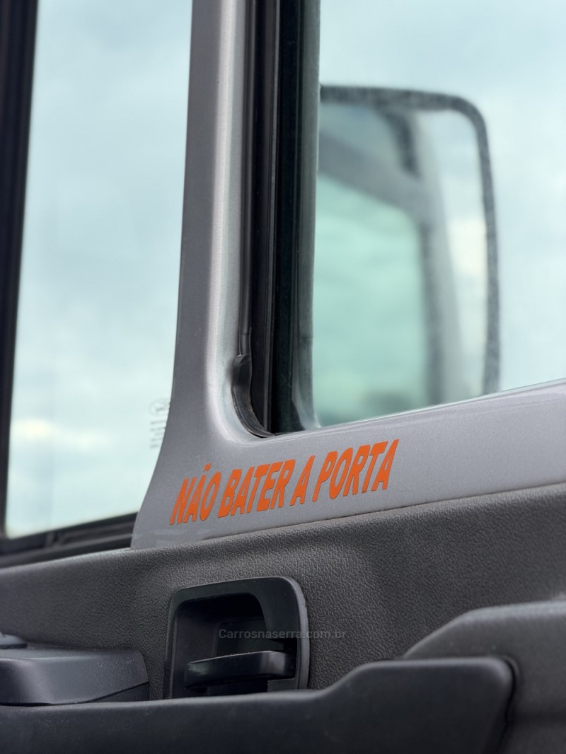 CARGO 1119 TURBO - 2015 - IPê