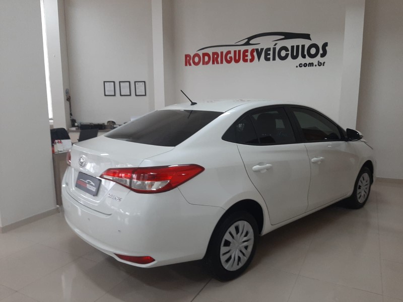 YARIS 1.5 XL LIVE SEDAN 16V FLEX 4P AUTOMÁTICO - 2020 - CAXIAS DO SUL