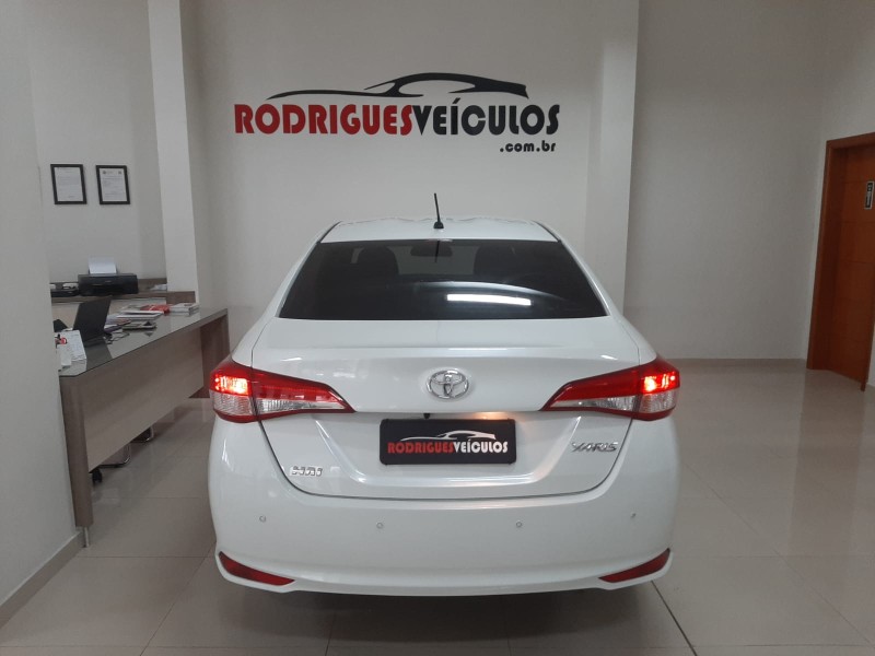 YARIS 1.5 XL LIVE SEDAN 16V FLEX 4P AUTOMÁTICO - 2020 - CAXIAS DO SUL