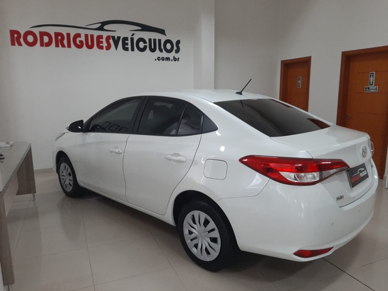YARIS 1.5 XL LIVE SEDAN 16V FLEX 4P AUTOMÁTICO - 2020 - CAXIAS DO SUL