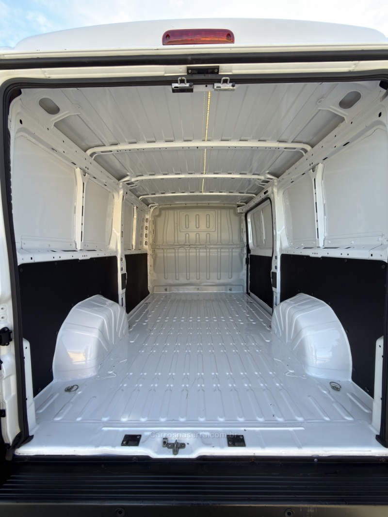 DUCATO 2.3 CARGO 16V TURBO DIESEL 5P MANUAL - 2021 - IPê
