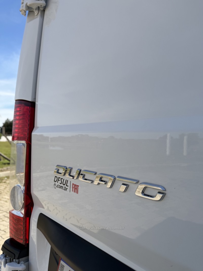 DUCATO 2.3 CARGO 16V TURBO DIESEL 5P MANUAL - 2021 - IPê