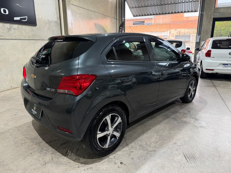 ONIX 1.4 MPFI LTZ 8V FLEX 4P AUTOMÁTICO - 2019 - CAXIAS DO SUL