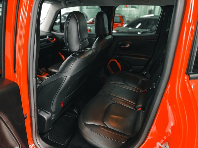 RENEGADE 2.0 16V TURBO DIESEL TRAILHAWK 4P 4X4 AUTOMÁTICO - 2016 - CAXIAS DO SUL