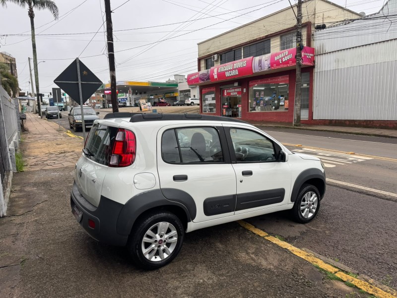 UNO 1.0 WAY 8V FLEX 4P MANUAL - 2011 - VACARIA