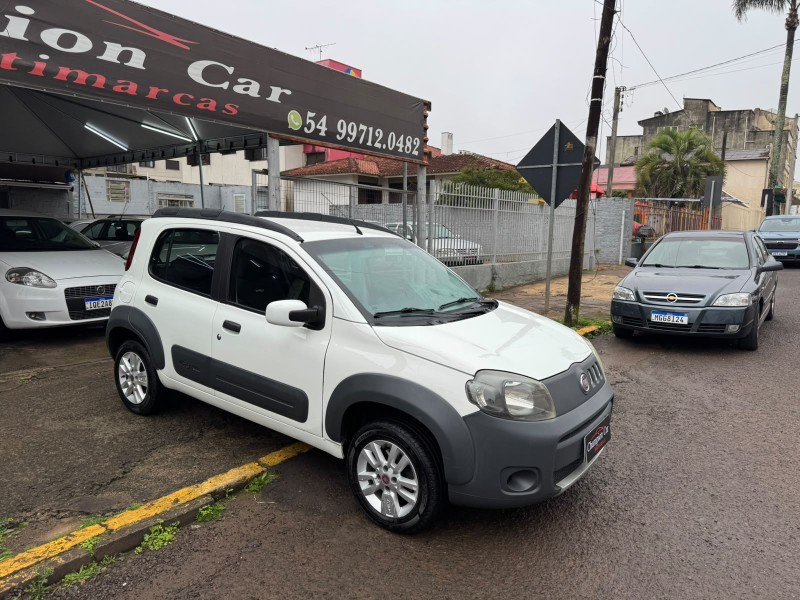 UNO 1.0 WAY 8V FLEX 4P MANUAL - 2011 - VACARIA