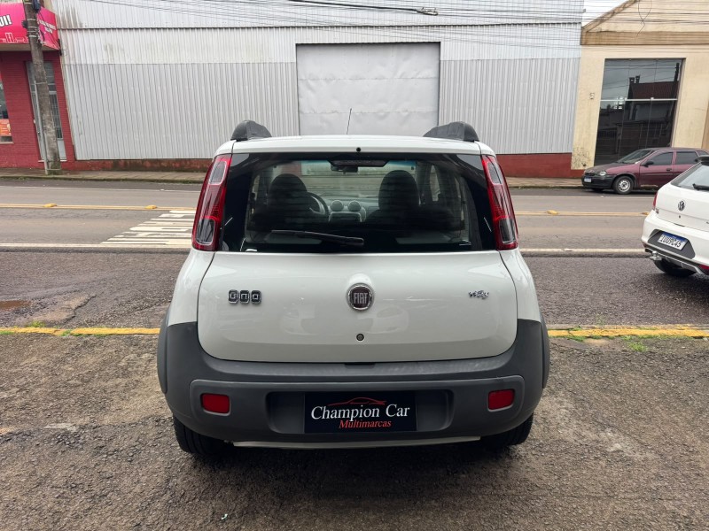 UNO 1.0 WAY 8V FLEX 4P MANUAL - 2011 - VACARIA