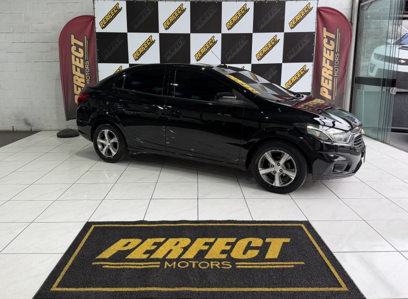 PRISMA 1.4 MPFI LTZ 8V FLEX 4P MANUAL - 2017 - PORTãO