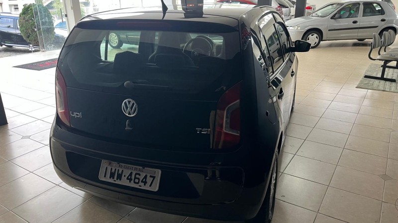 UP 1.0 TSI MOVE UP 12V FLEX 4P MANUAL - 2016 - FLORES DA CUNHA