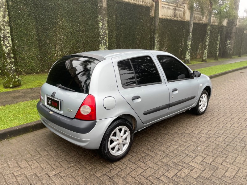 CLIO 1.6 AUTHENTIQUE 16V FLEX 4P MANUAL - 2005 - CAXIAS DO SUL
