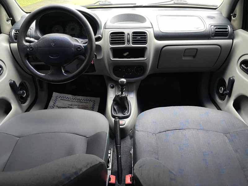 CLIO 1.6 AUTHENTIQUE 16V FLEX 4P MANUAL - 2005 - CAXIAS DO SUL