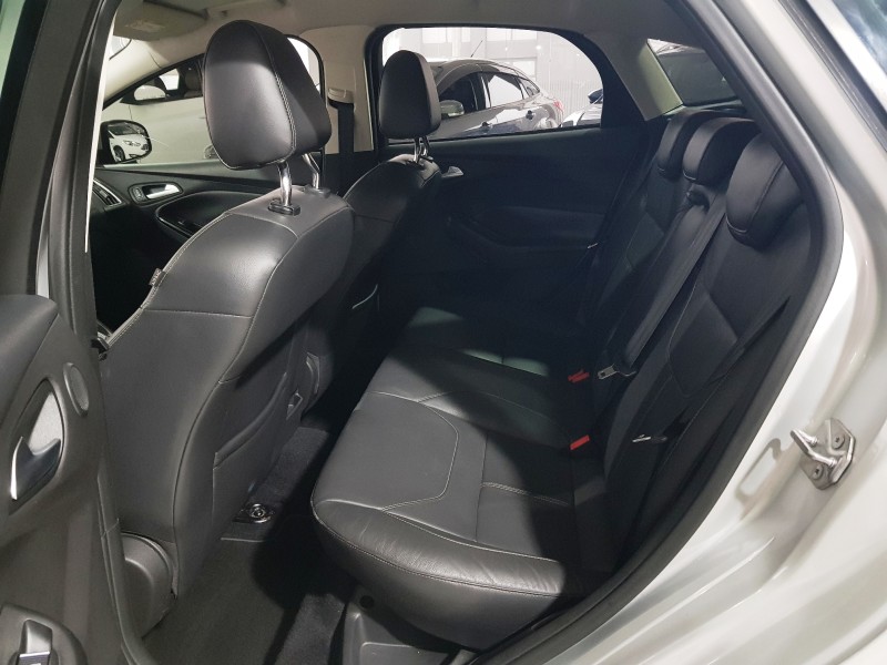 FOCUS 2.0 TITANIUM HATCH 16V FLEX 4P AUTOMÁTICO - 2016 - CAXIAS DO SUL