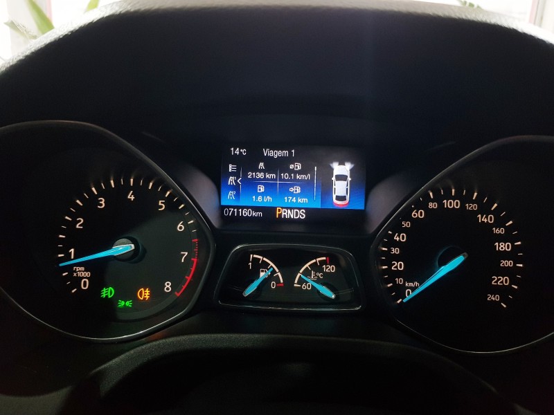 FOCUS 2.0 TITANIUM HATCH 16V FLEX 4P AUTOMÁTICO - 2016 - CAXIAS DO SUL