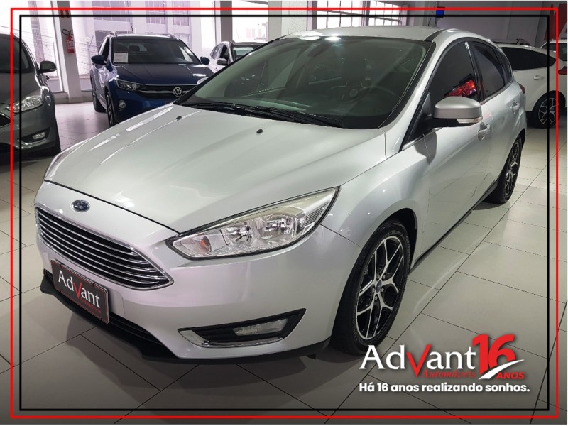 focus 2.0 titanium hatch 16v flex 4p automatico 2016 caxias do sul