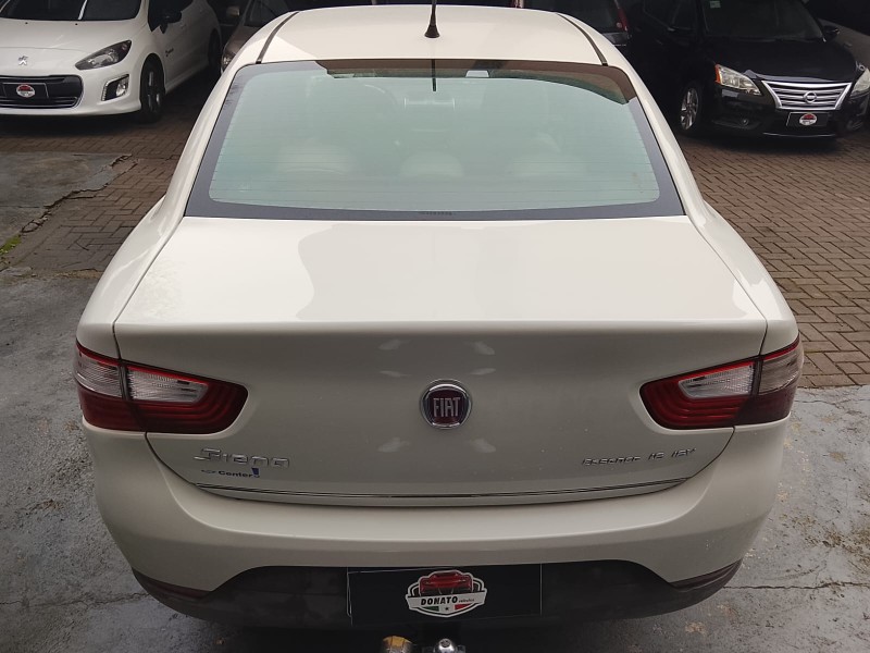 GRAND SIENA 1.6 MPI ESSENCE SUBLIME 16V FLEX 4P AUTOMATIZADO - 2016 - CAXIAS DO SUL