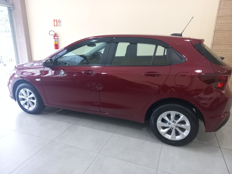 ONIX 1.0 LT 12V TURBO FLEX 4P MANUAL - 2023 - BENTO GONçALVES