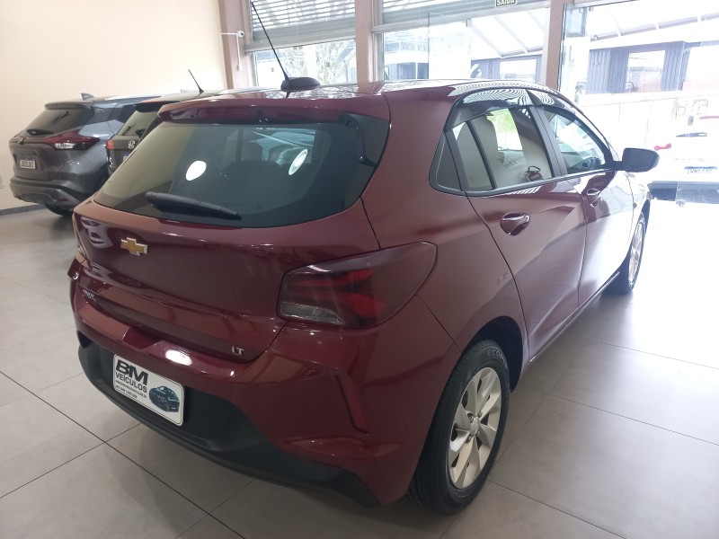 ONIX 1.0 LT 12V TURBO FLEX 4P MANUAL - 2023 - BENTO GONçALVES