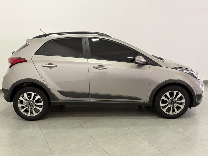 HB20X 1.6 16V STYLE FLEX 4P AUTOMÁTICO - 2017 - FARROUPILHA