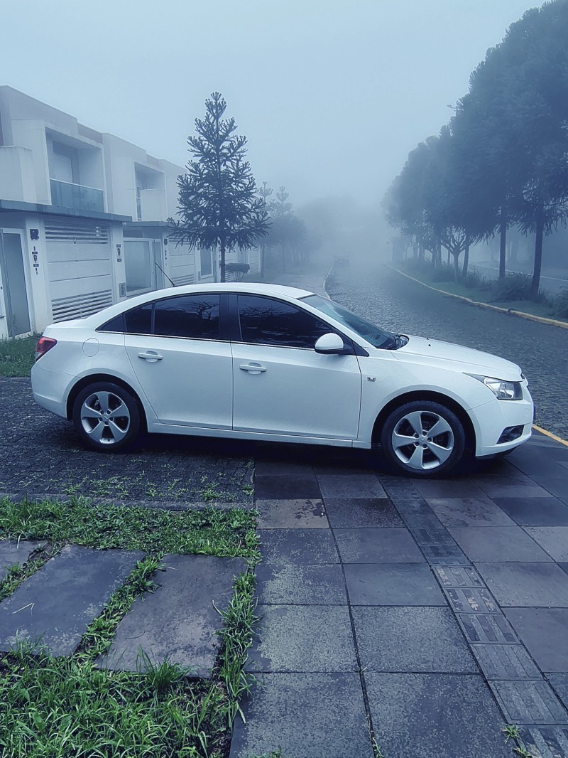 CRUZE 1.8 LT 16V FLEX 4P AUTOMÁTICO - 2012 - FARROUPILHA
