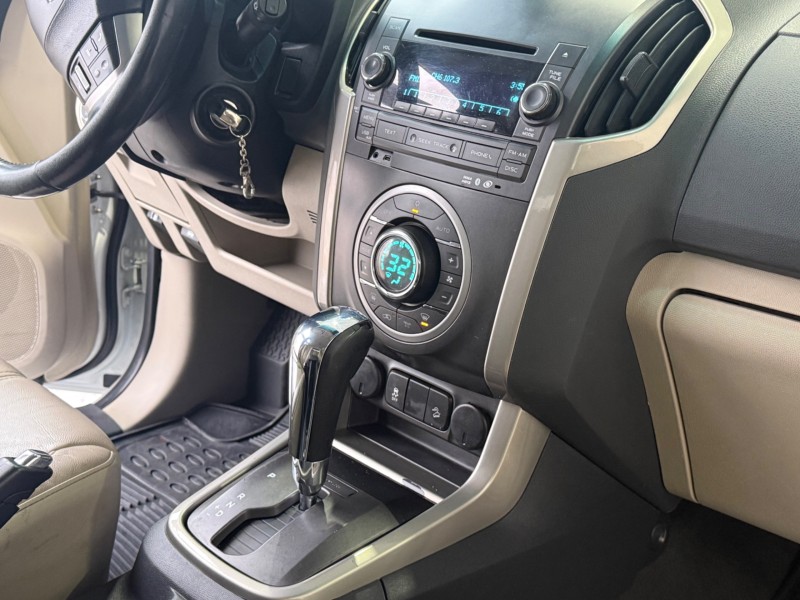 TRAILBLAZER 2.8 LTZ 4X4 16V TURBO DIESEL 4P AUTOMÁTICO - 2013 - CAXIAS DO SUL