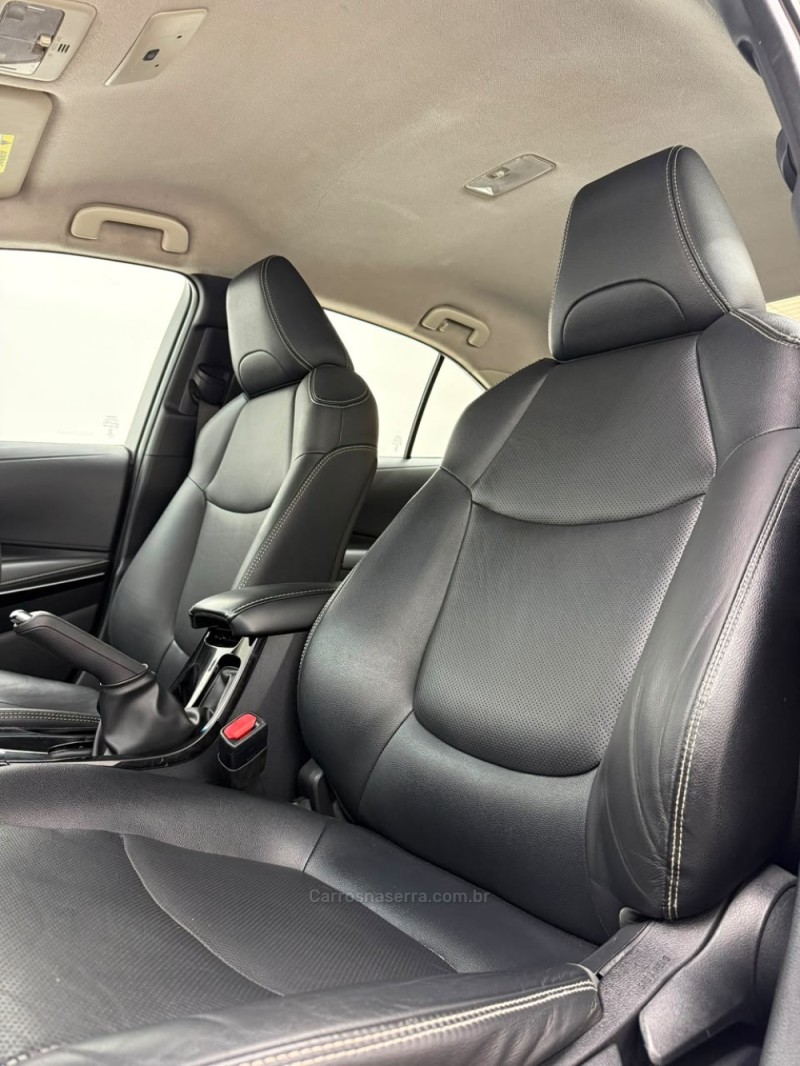 COROLLA 2.0 XEI 16V FLEX 4P AUTOMÁTICO - 2022 - CAXIAS DO SUL