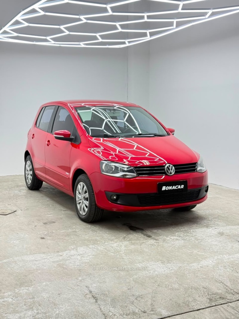 FOX 1.0 ITREND 8V FLEX 4P MANUAL - 2013 - CAXIAS DO SUL