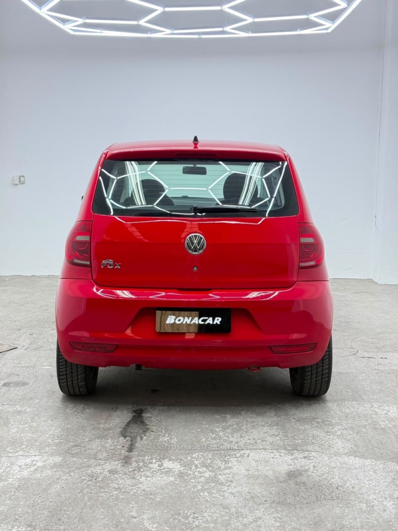 FOX 1.0 ITREND 8V FLEX 4P MANUAL - 2013 - CAXIAS DO SUL