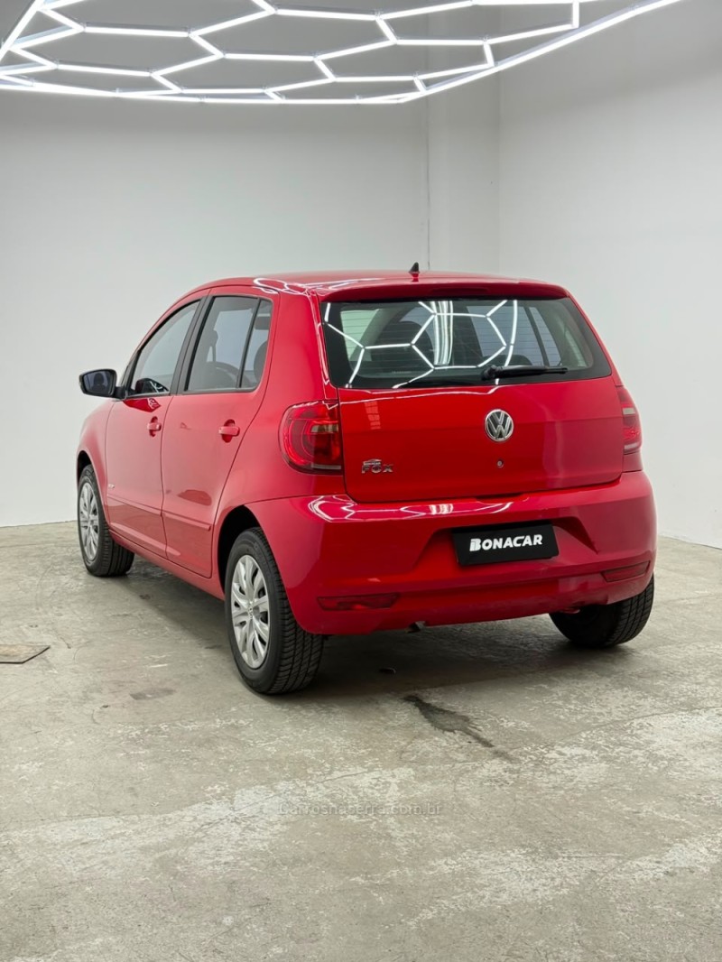 FOX 1.0 ITREND 8V FLEX 4P MANUAL - 2013 - CAXIAS DO SUL