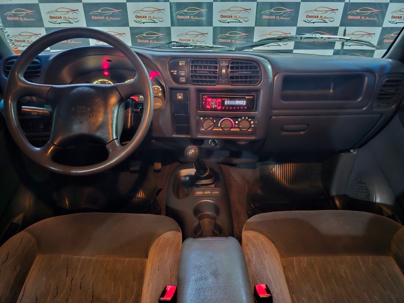 S10 2.8 SERTÕES 4X4 CD 12V TURBO ELECTRONIC INTERCOOLER DIESEL 4P MANUAL - 2005 - CAXIAS DO SUL