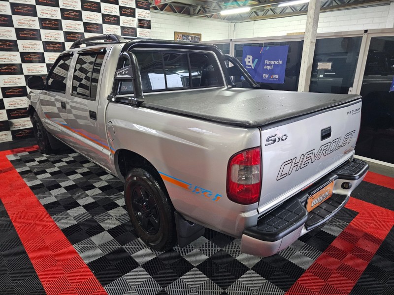 S10 2.8 SERTÕES 4X4 CD 12V TURBO ELECTRONIC INTERCOOLER DIESEL 4P MANUAL - 2005 - CAXIAS DO SUL